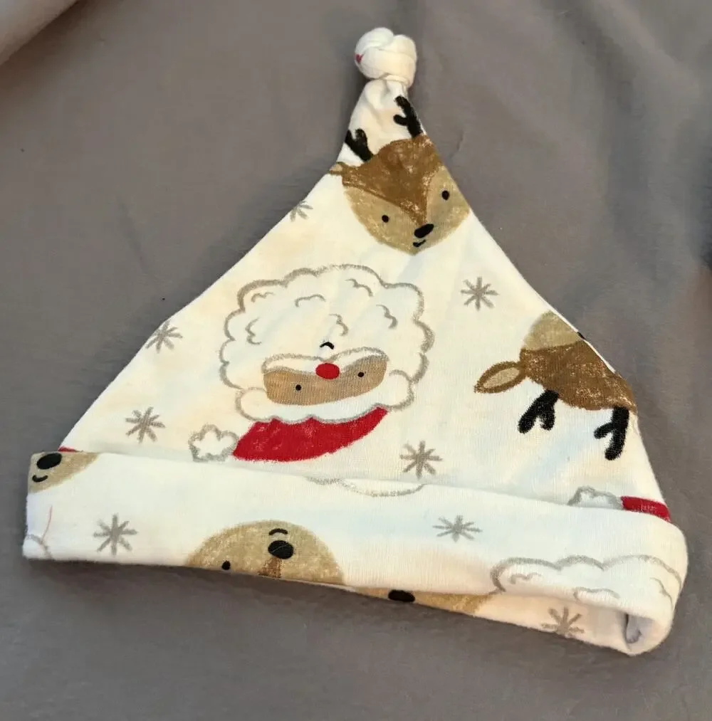 Carter’s Just One You Baby Beanie Cap, Christmas Holiday Santa Reindeer sz 6m